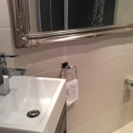 Winniehill Bed and Breakfast 4*